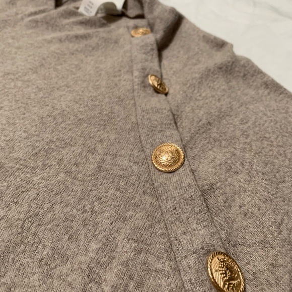 Turtle neck, batwing longsleeve top - Picture 2 of 3